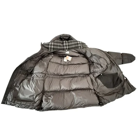 Burberry LINDFORD Black Men's Quilted Hooded Puffer Jacket 8043845